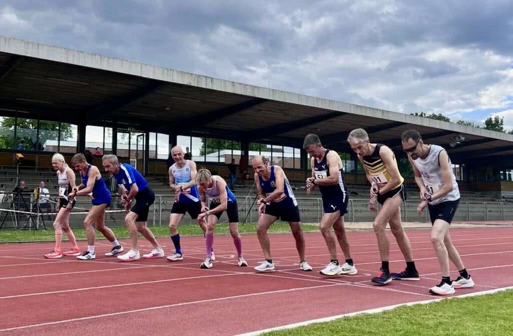 Start 10.000 m mit Diethild Drescher-Eigner W65 LG Wittgenstein 