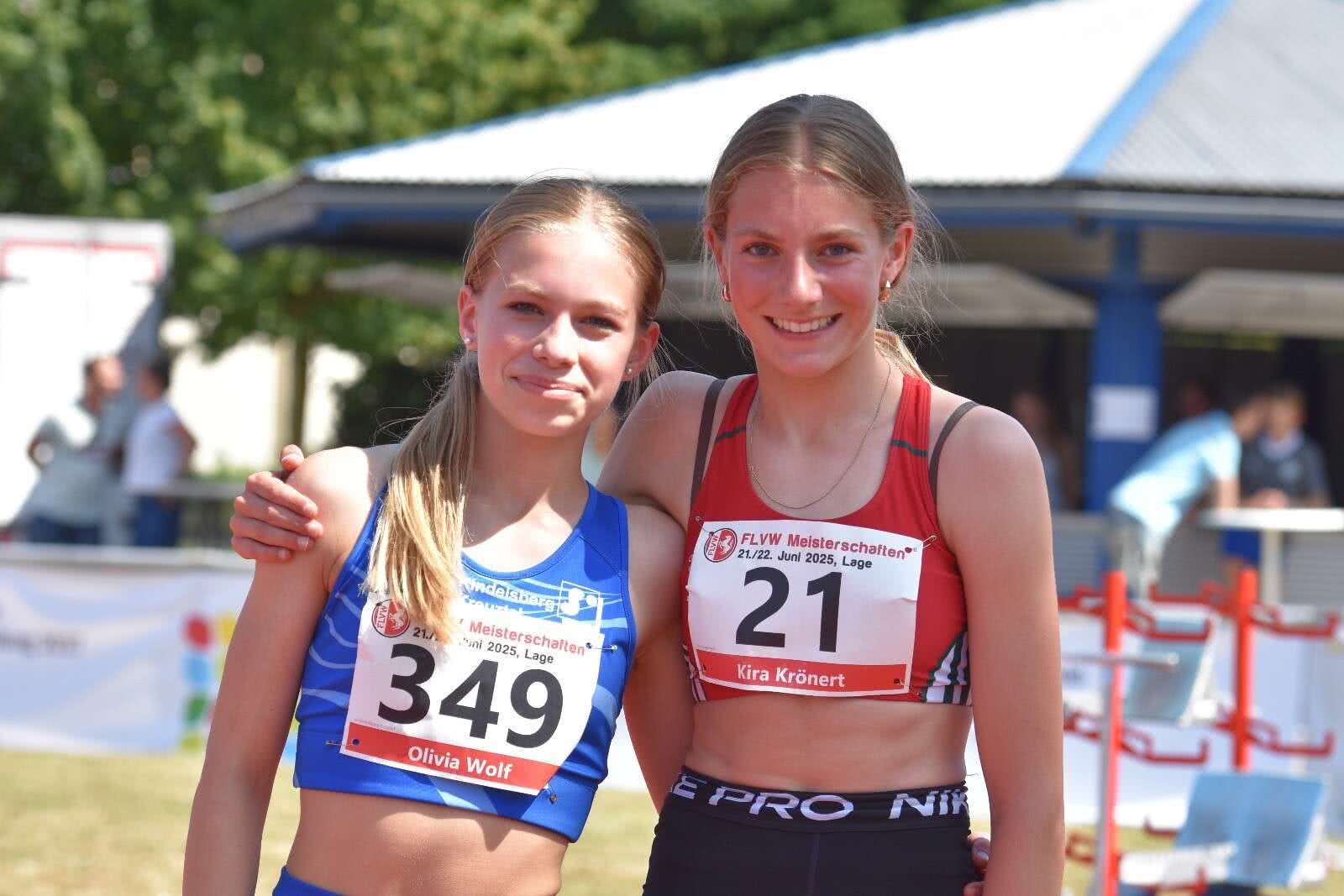Kira Krönert und Olivia Wolf